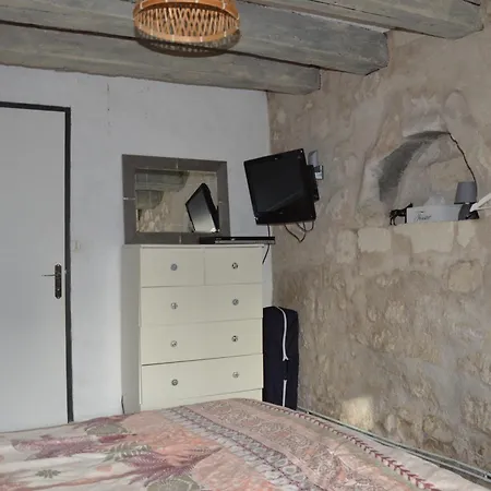 Дом отдыха La Poiteviniere, Jardin, Barbecue, Proche Saumur, 7 Couchages