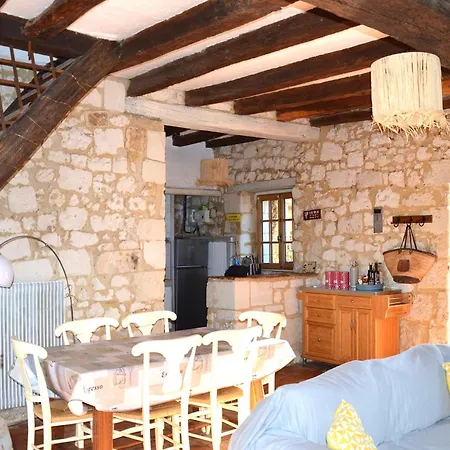 Ferienhaus La Poiteviniere, Jardin, Barbecue, Proche Saumur, 7 Couchages