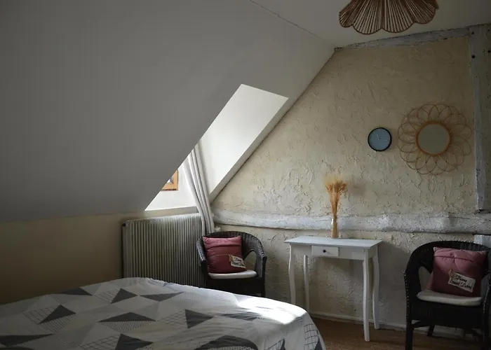 La Poitevinière, Jardin, Barbecue, Proche Saumur, 7 Couchages Casa vacanze Neuillé