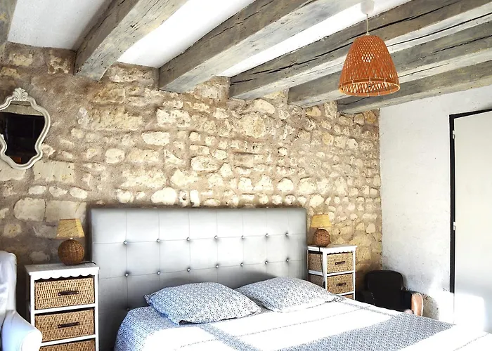 Ferienhaus La Poiteviniere, Jardin, Barbecue, Proche Saumur, 7 Couchages Neuillé