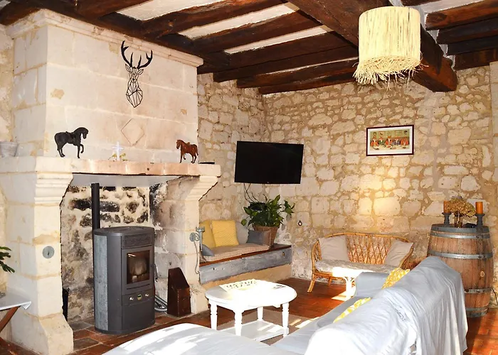 La Poiteviniere, Jardin, Barbecue, Proche Saumur, 7 Couchages Neuillé